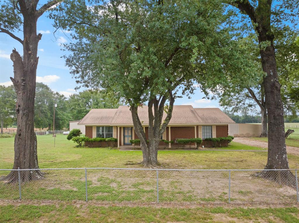 341 County Road 2510 Property Photo 1