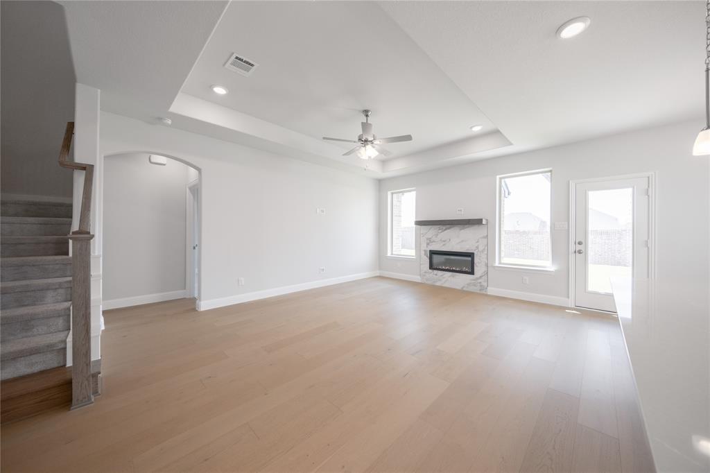 2404 Saint George Drive Property Photo 10