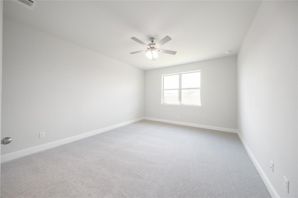 2404 Saint George Drive Property Photo 11