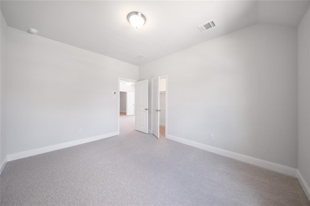 2404 Saint George Drive Property Photo 21