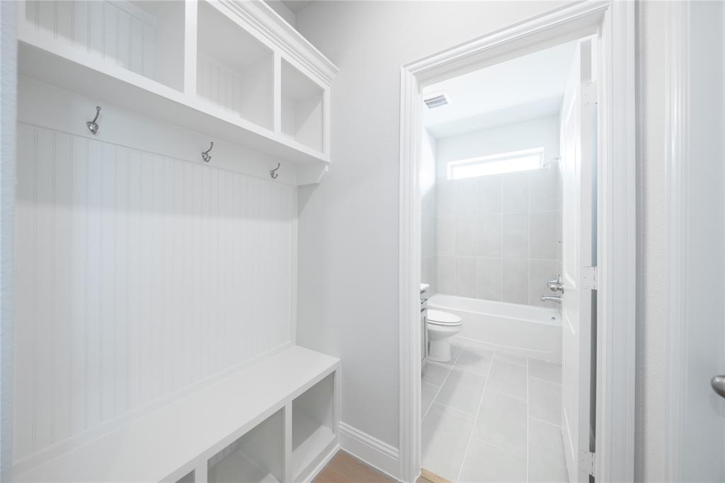 2404 Saint George Drive Property Photo 22