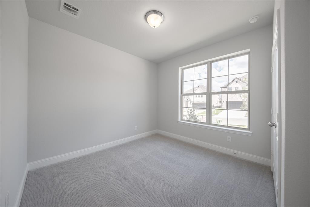 2404 Saint George Drive Property Photo 23