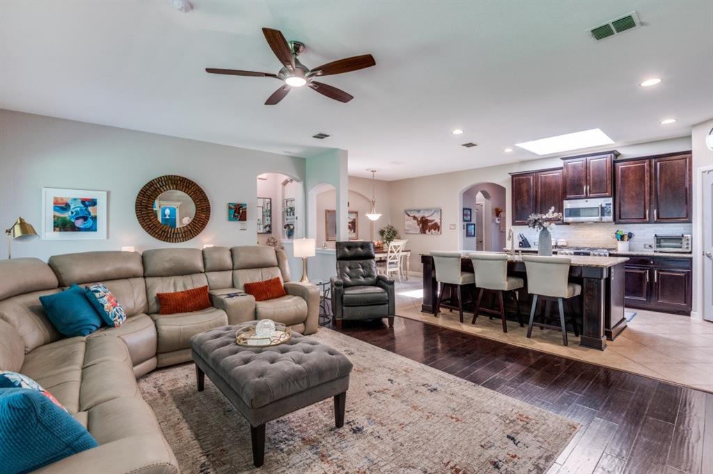3103 Whispering Pine Boulevard Property Photo 4