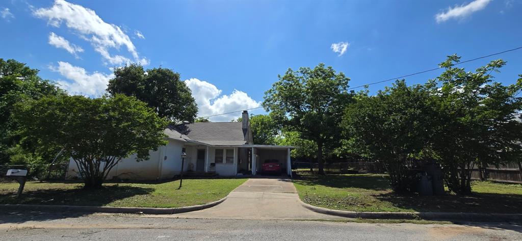 2821 Delaware Trail Property Photo