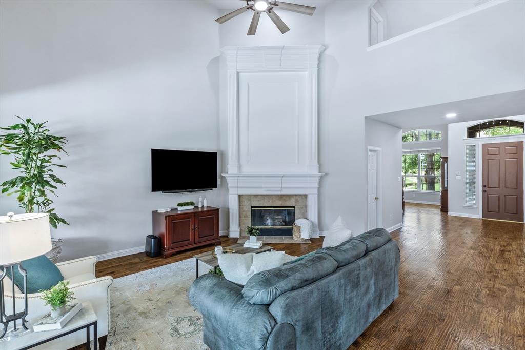 8905 Glen Garden Drive Property Photo 8