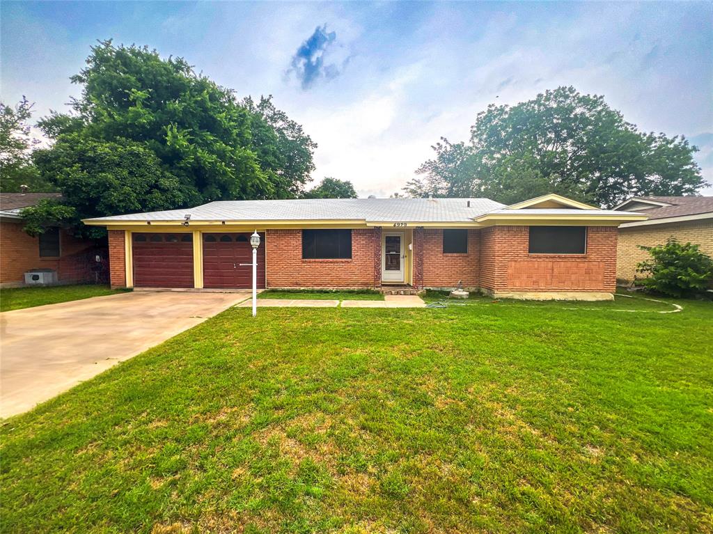 4929 Madella Street Property Photo 1