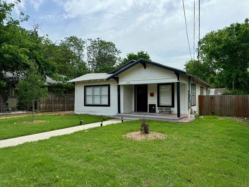 608 S Seaman Street Property Photo 1