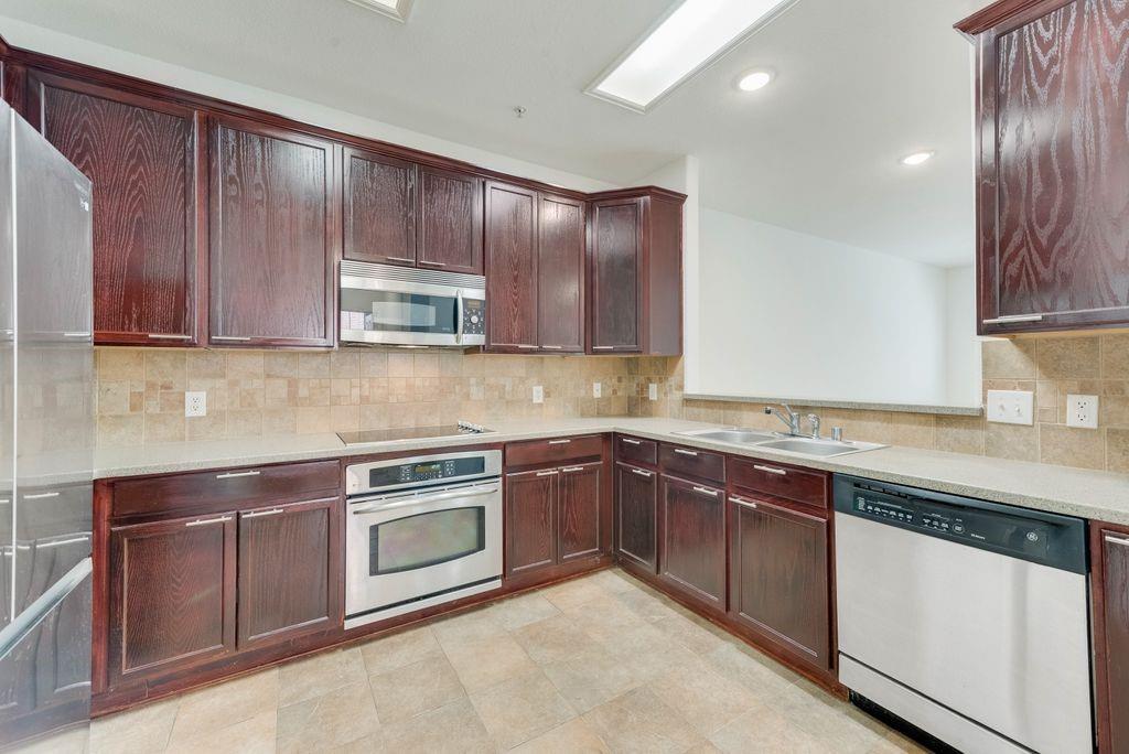 317 Legends Drive Property Photo 1