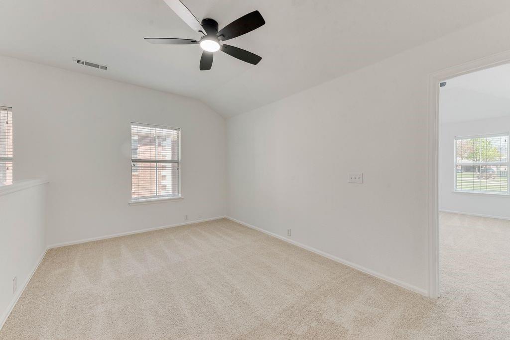 317 Legends Drive Property Photo 11