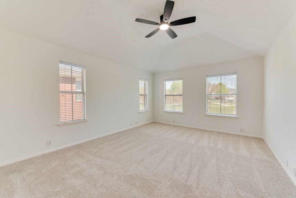 317 Legends Drive Property Photo 14
