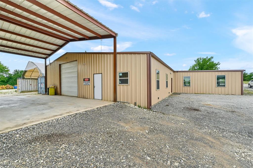 28400 W Us Highway 82 Property Photo 8