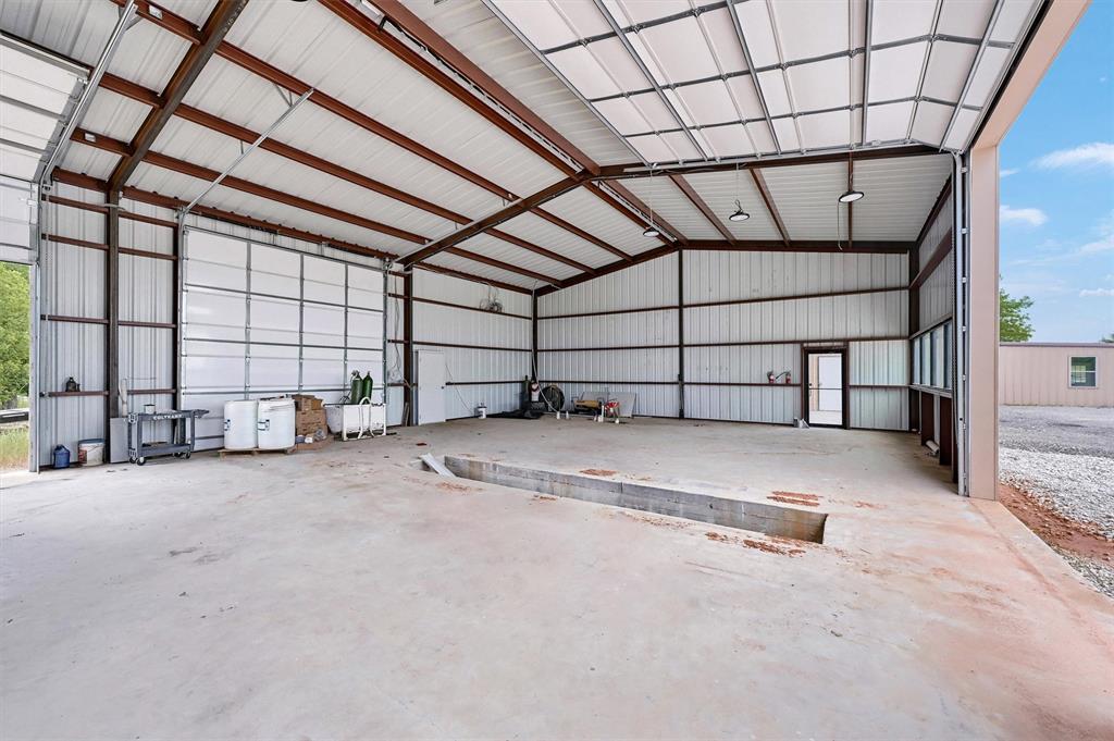 28400 W Us Highway 82 Property Photo 11