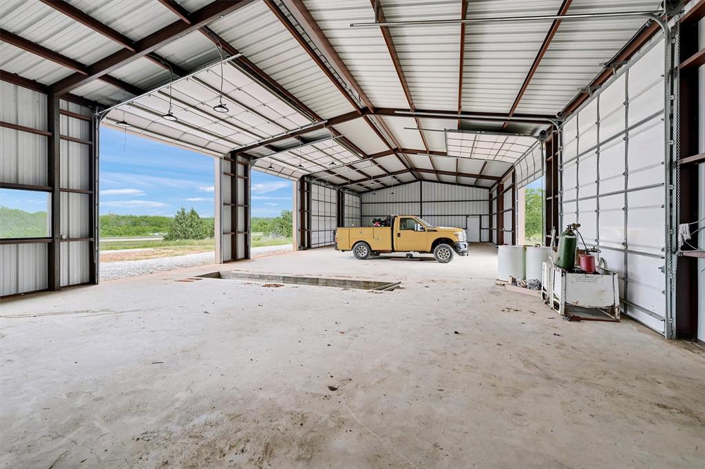 28400 W Us Highway 82 Property Photo 12