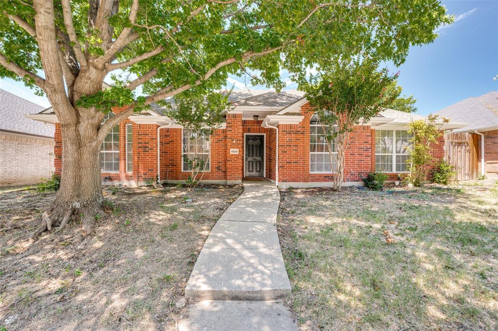 4824 Spanishmoss Drive Property Photo 1