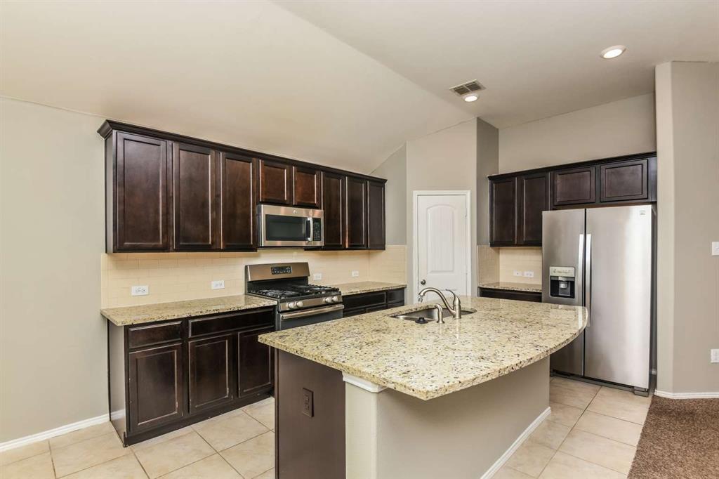 617 Saguaro Drive Property Photo 1