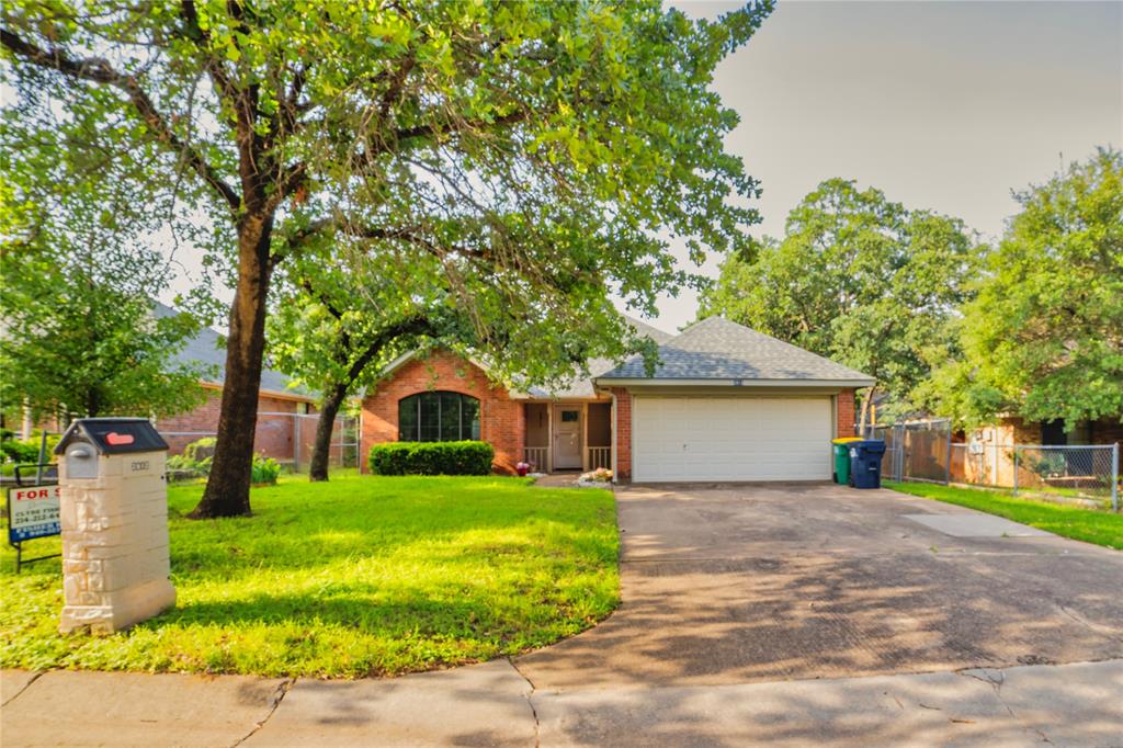 2812 Howard Court Property Photo 1