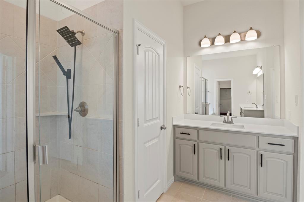3213 Greymoore Drive Property Photo 12