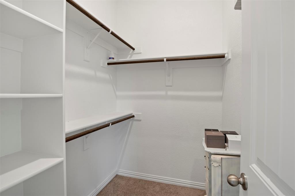 3213 Greymoore Drive Property Photo 14