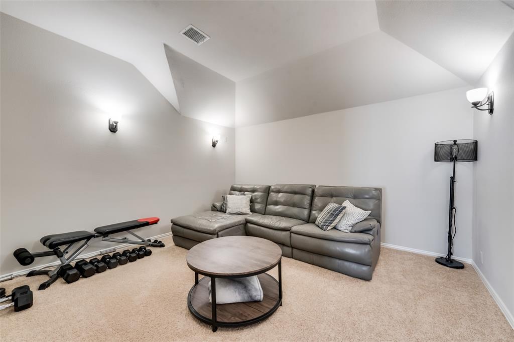 1003 Stanbridge Drive Property Photo 25