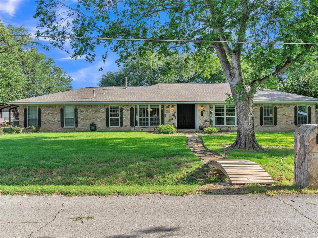 7 Hickory Street Property Photo 1