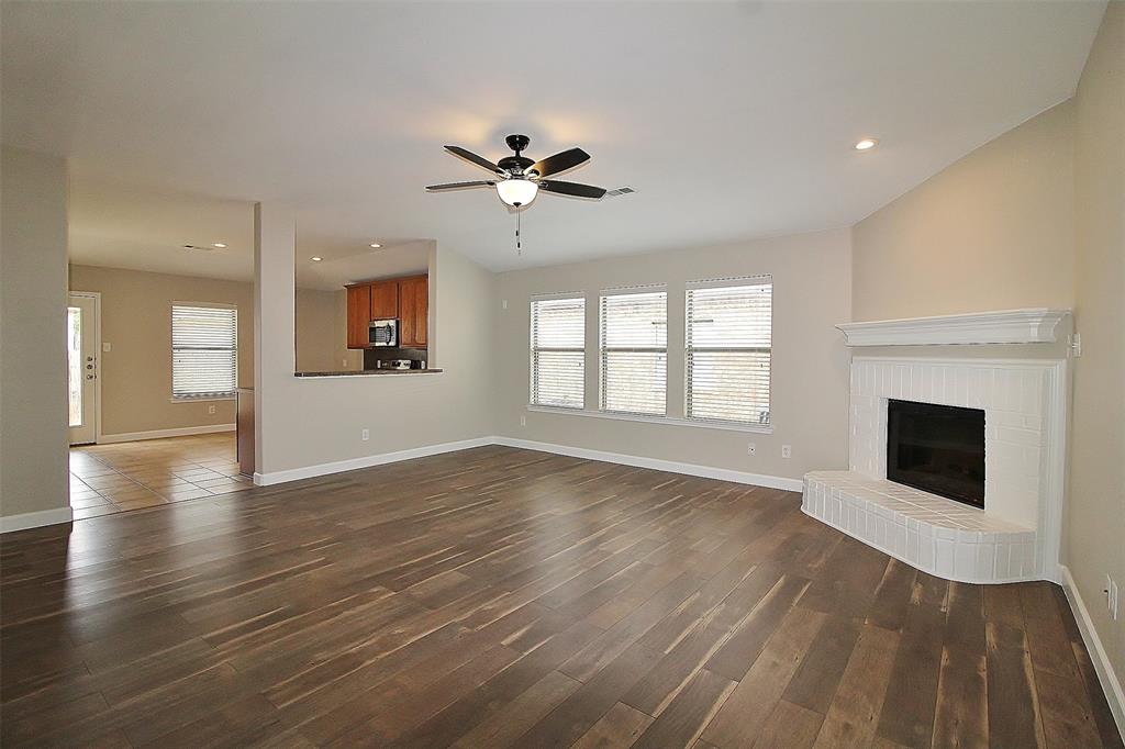 10453 Evening View Drive Property Photo 2