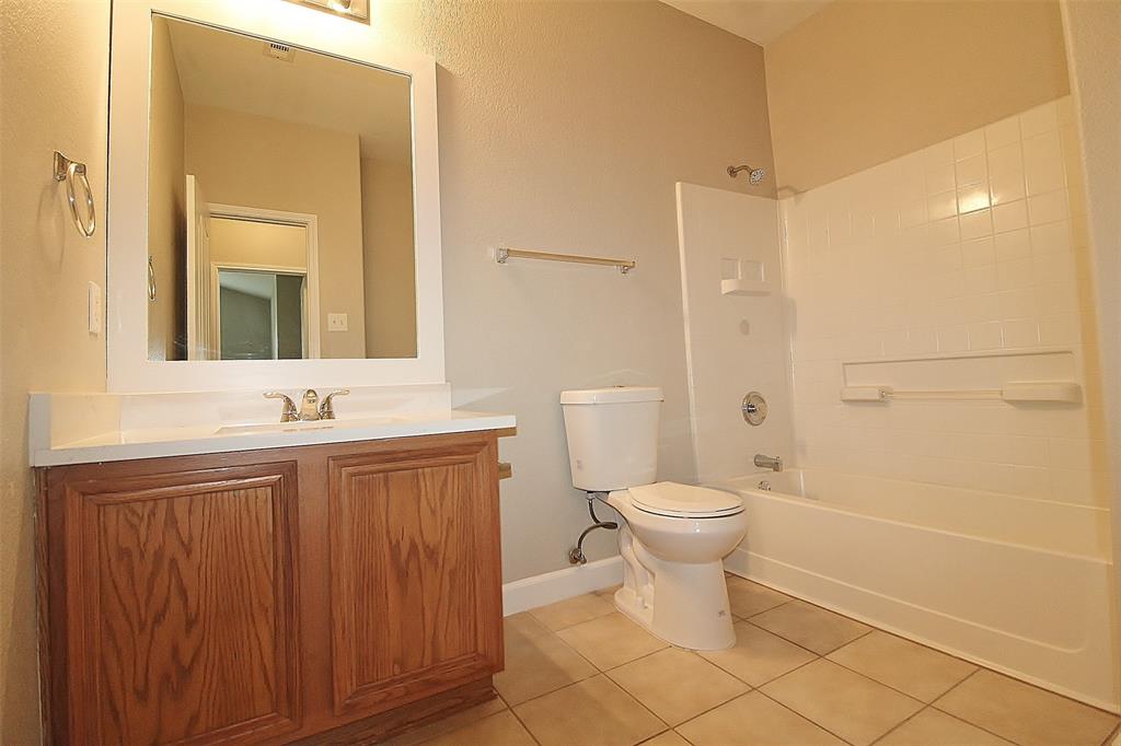 10453 Evening View Drive Property Photo 14