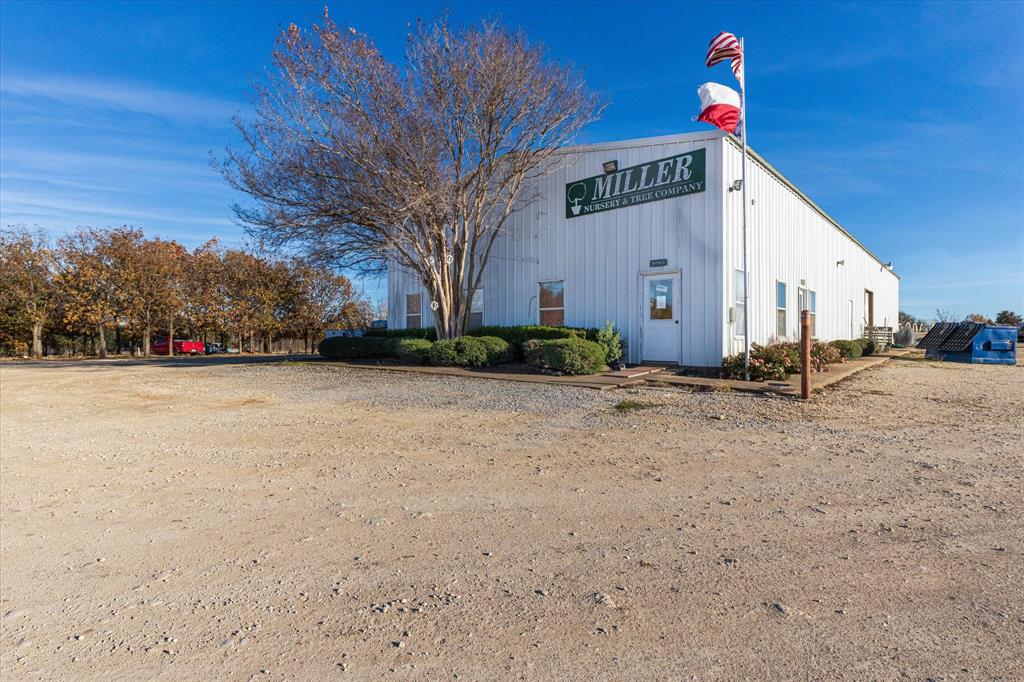 6407 S Us Highway 377 Property Photo 1