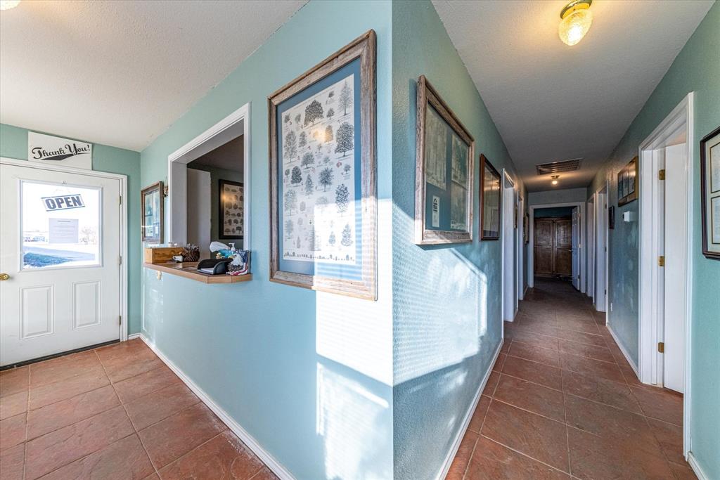 6407 S Us Highway 377 Property Photo 2
