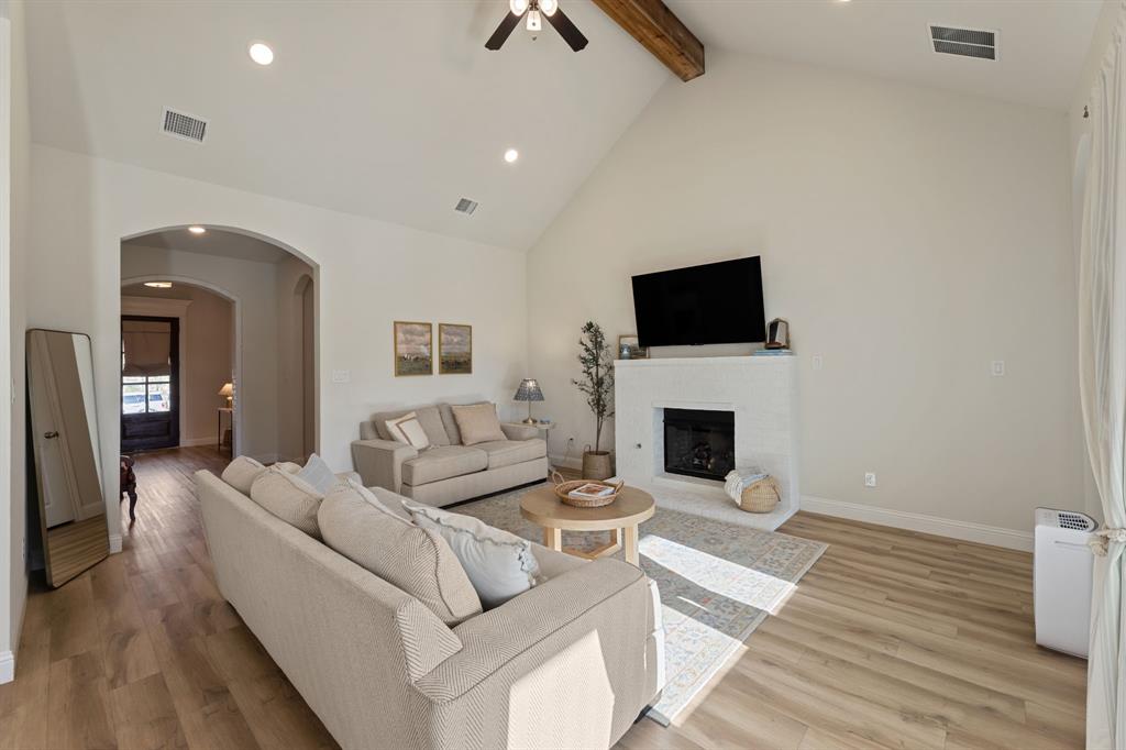 233 Observation Drive Property Photo 15