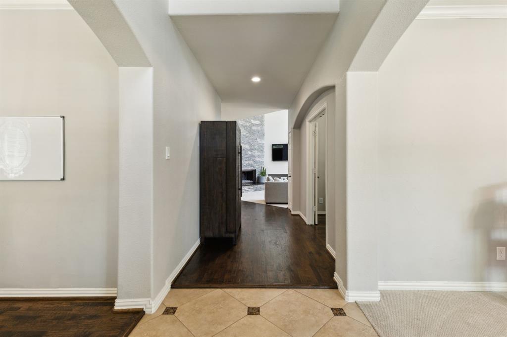 4104 Navarro Way Property Photo 4