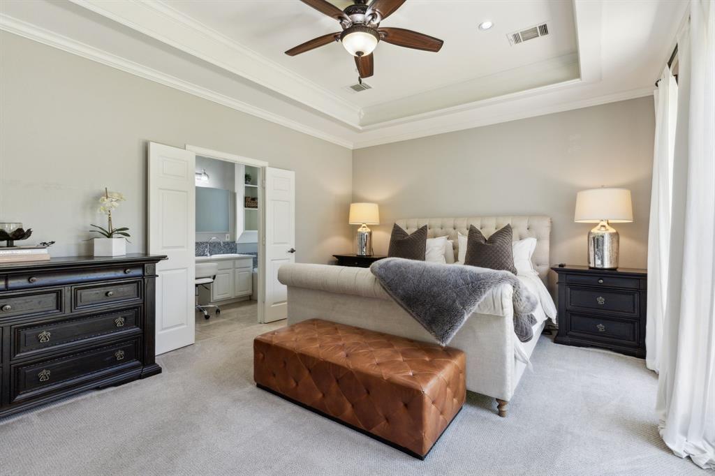 4104 Navarro Way Property Photo 17