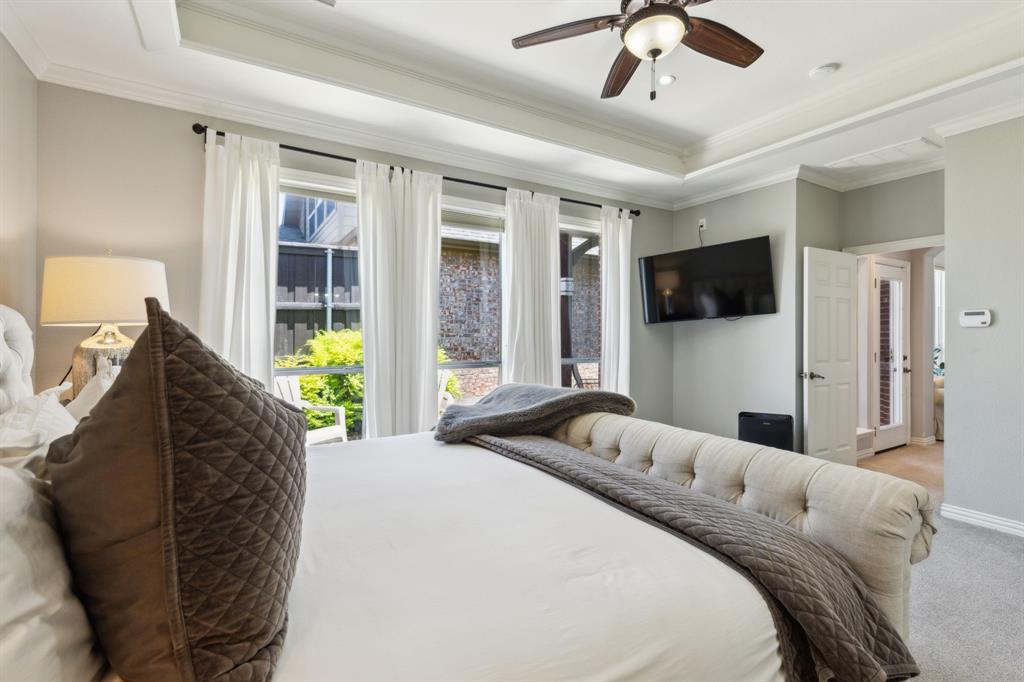 4104 Navarro Way Property Photo 18