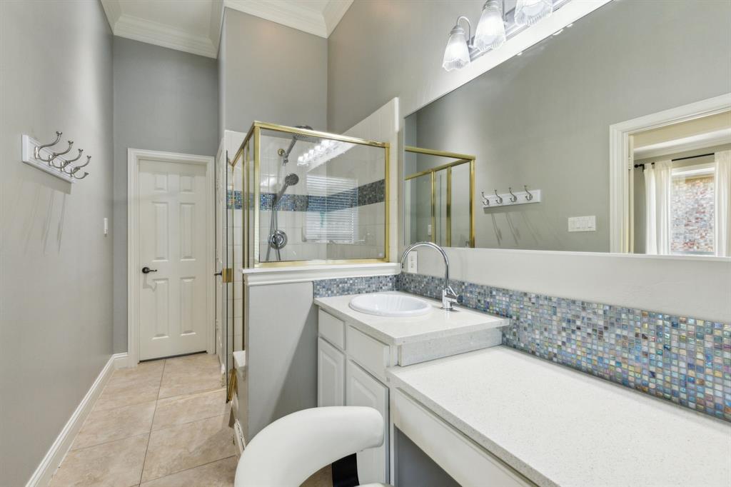 4104 Navarro Way Property Photo 19