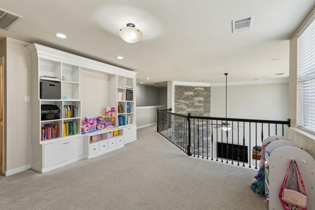 4104 Navarro Way Property Photo 22