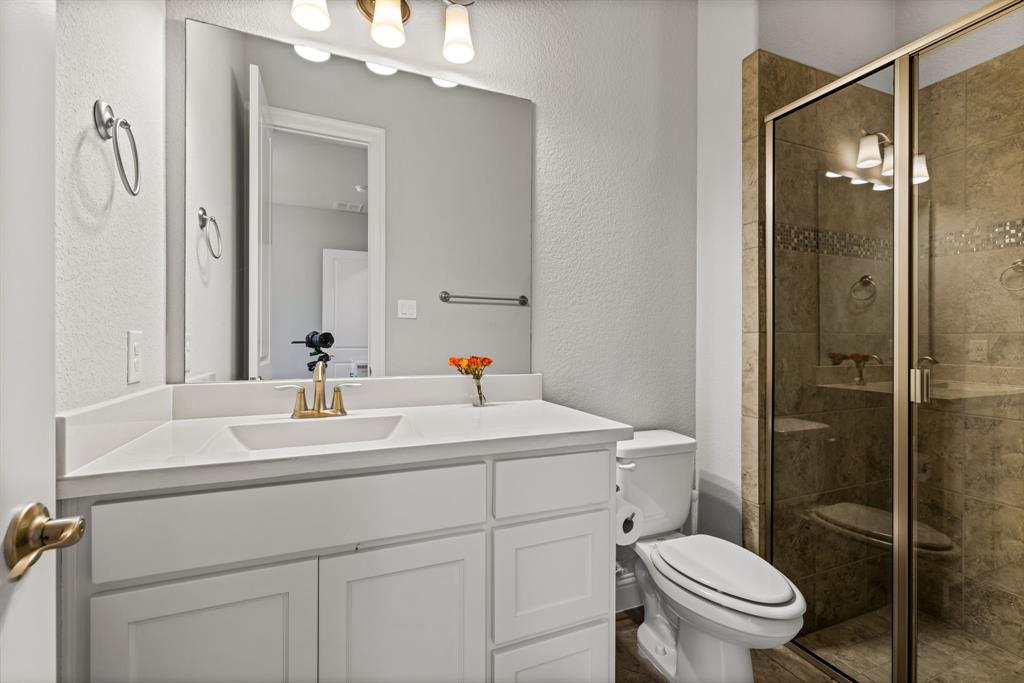 1020 Highpoint Way Property Photo 9