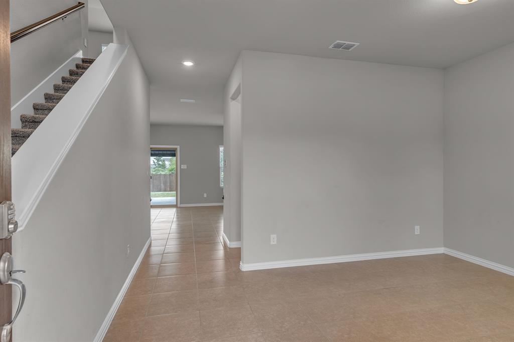 10613 Dolostone Court Property Photo 5