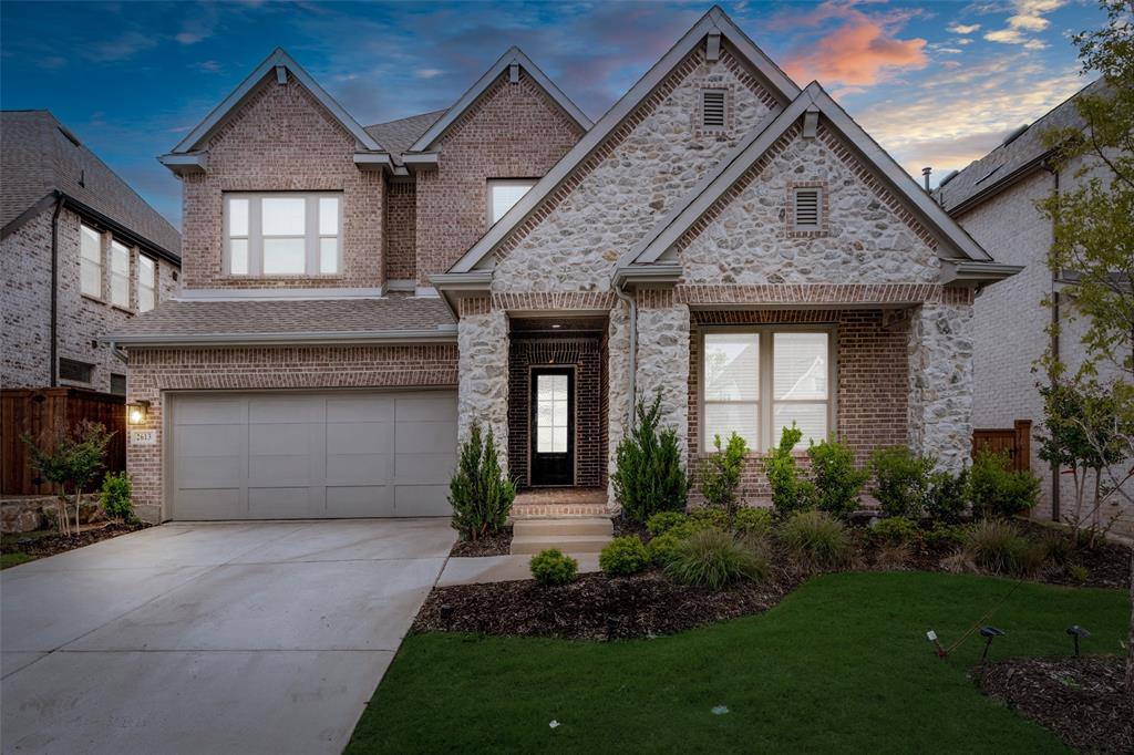 2613 Runhappy Court Property Photo 1