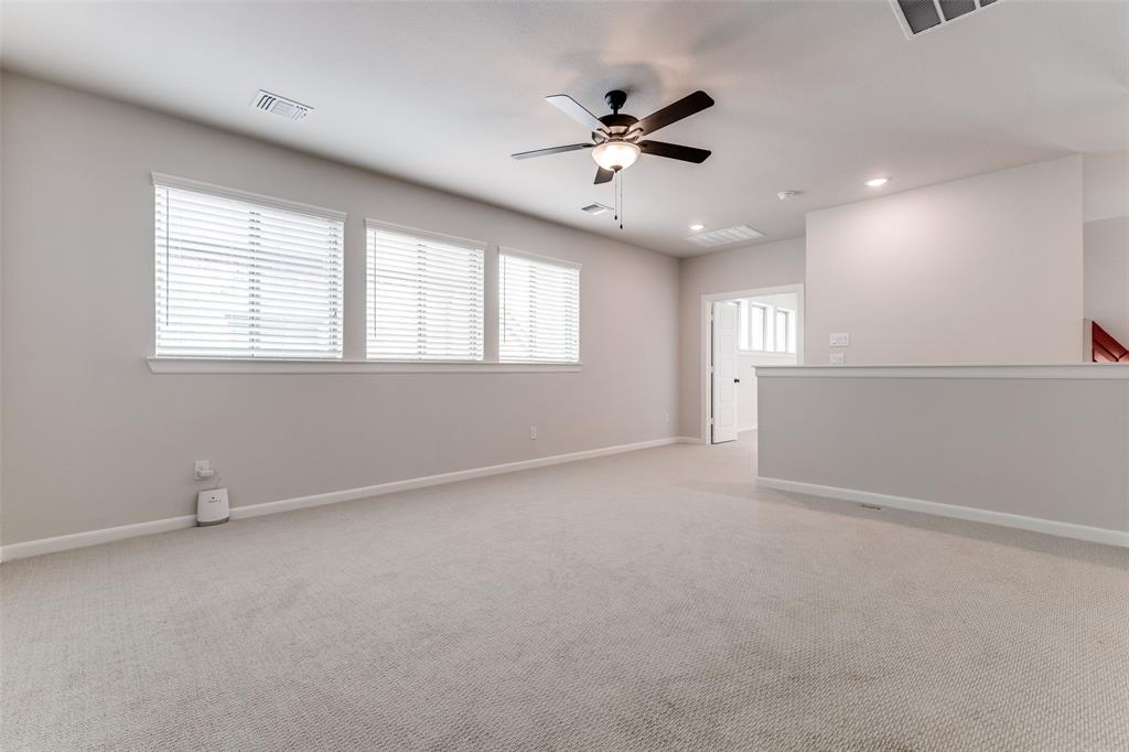 2613 Runhappy Court Property Photo 18