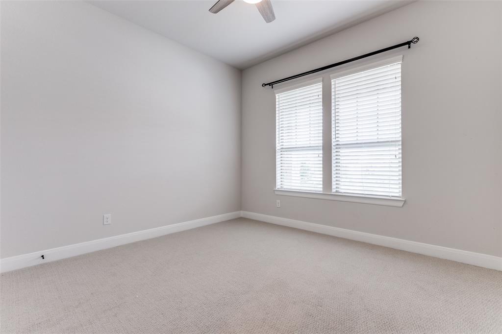 2613 Runhappy Court Property Photo 22