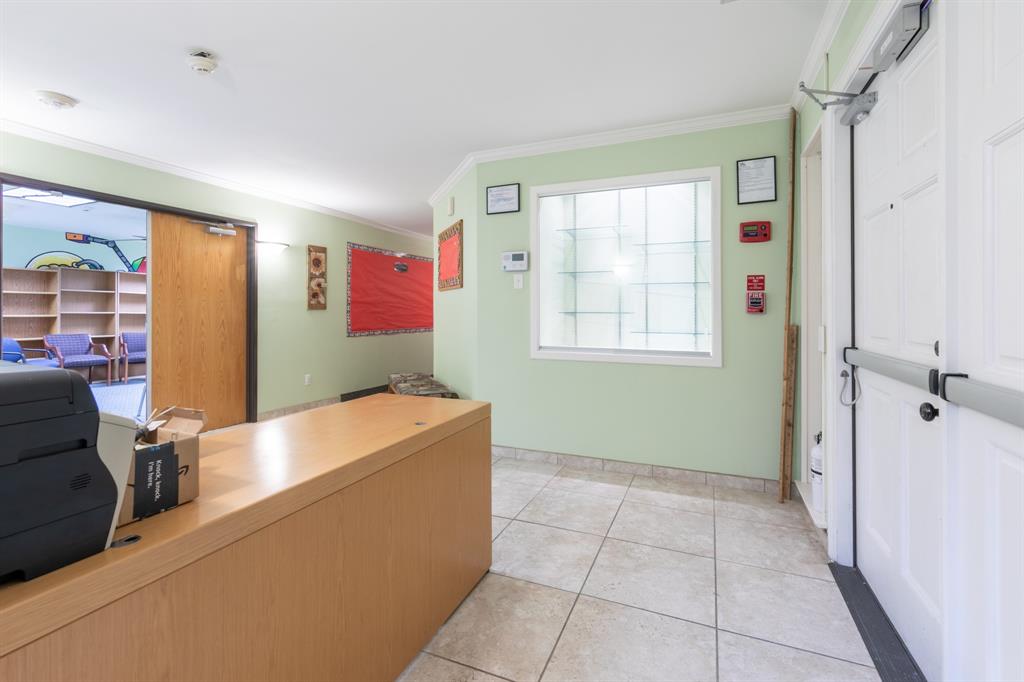 6409 W Poly Webb Road Property Photo 7