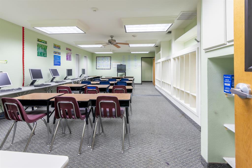 6409 W Poly Webb Road Property Photo 15