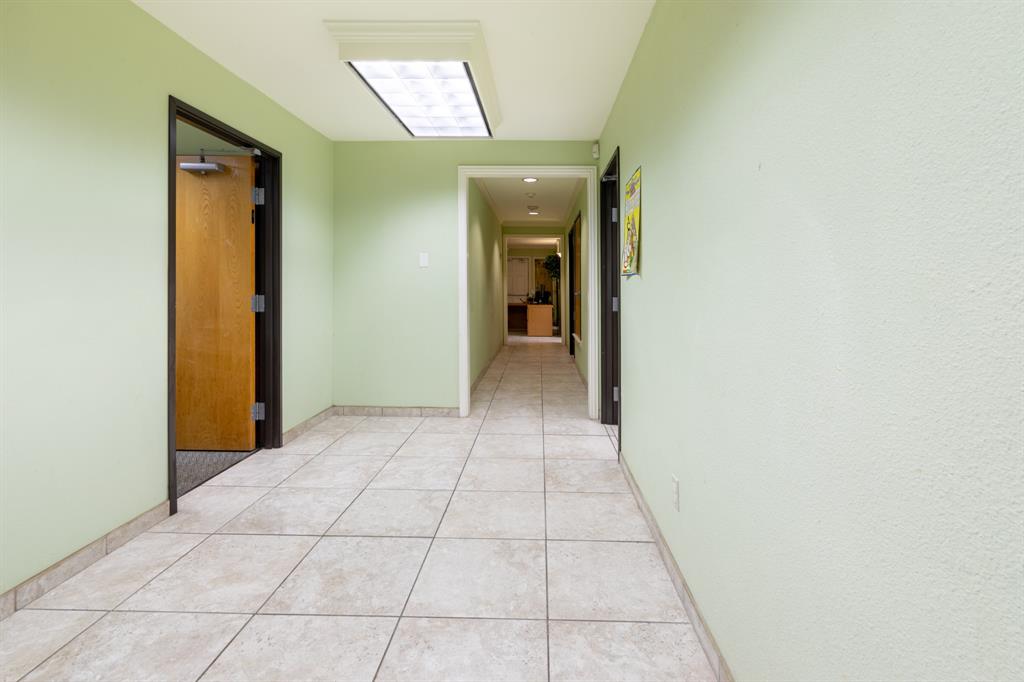 6409 W Poly Webb Road Property Photo 18