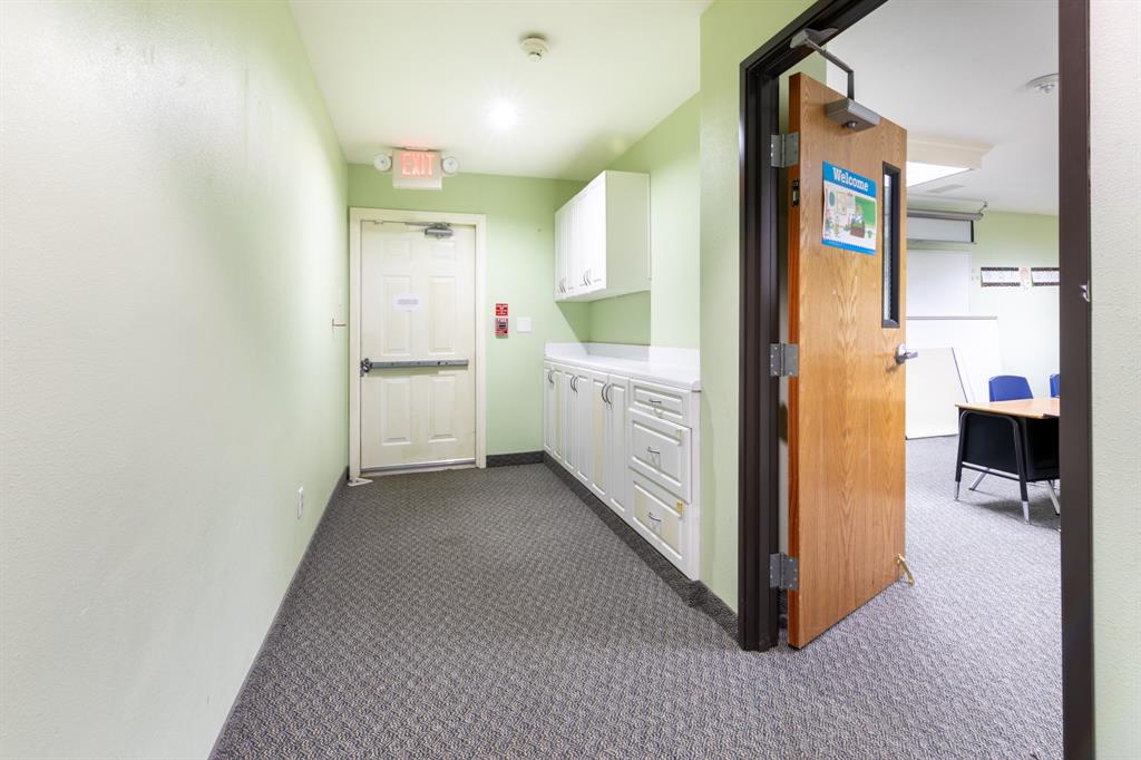 6409 W Poly Webb Road Property Photo 19