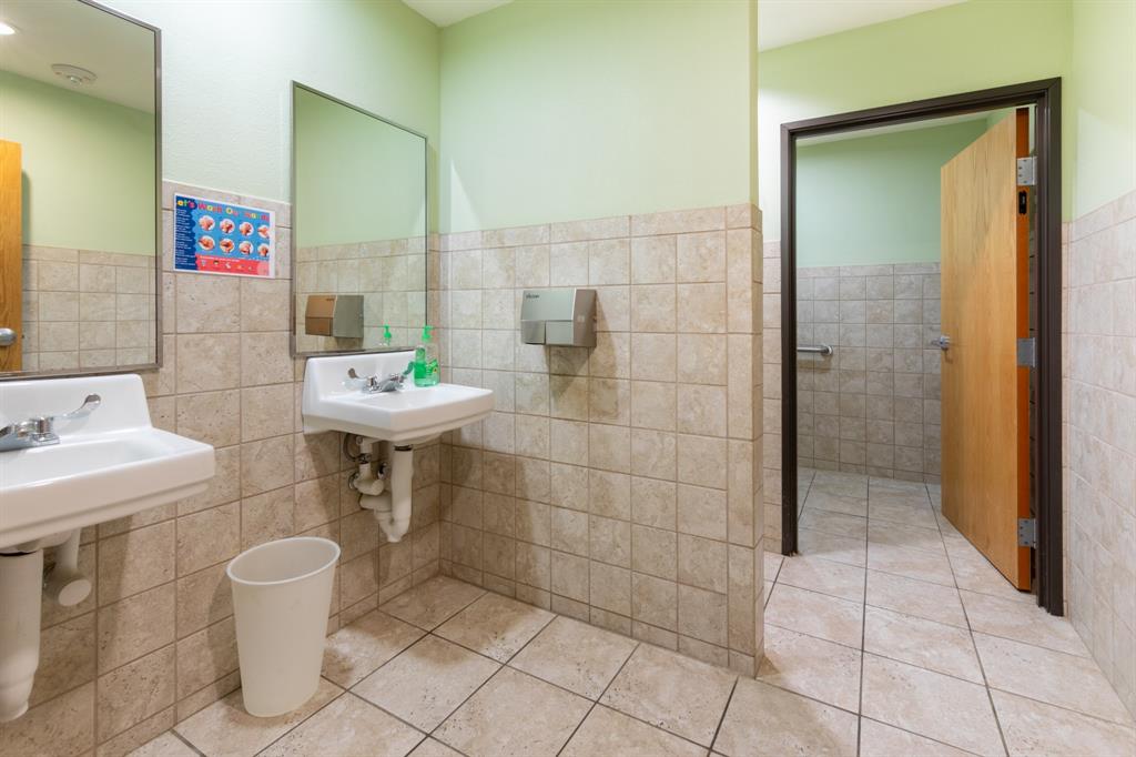 6409 W Poly Webb Road Property Photo 24