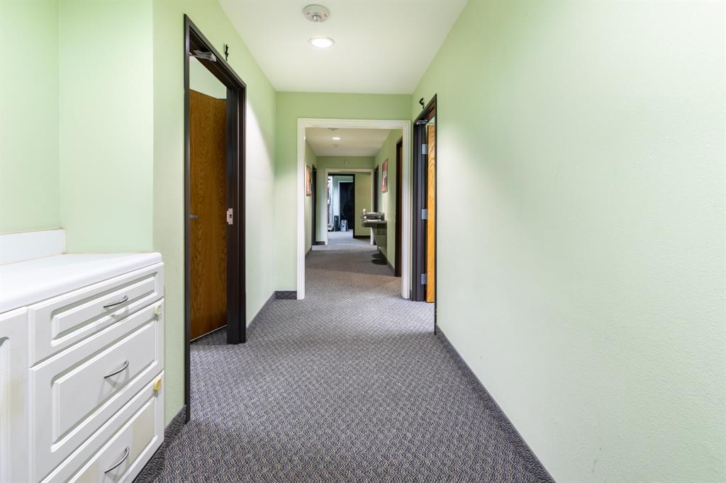 6409 W Poly Webb Road Property Photo 25