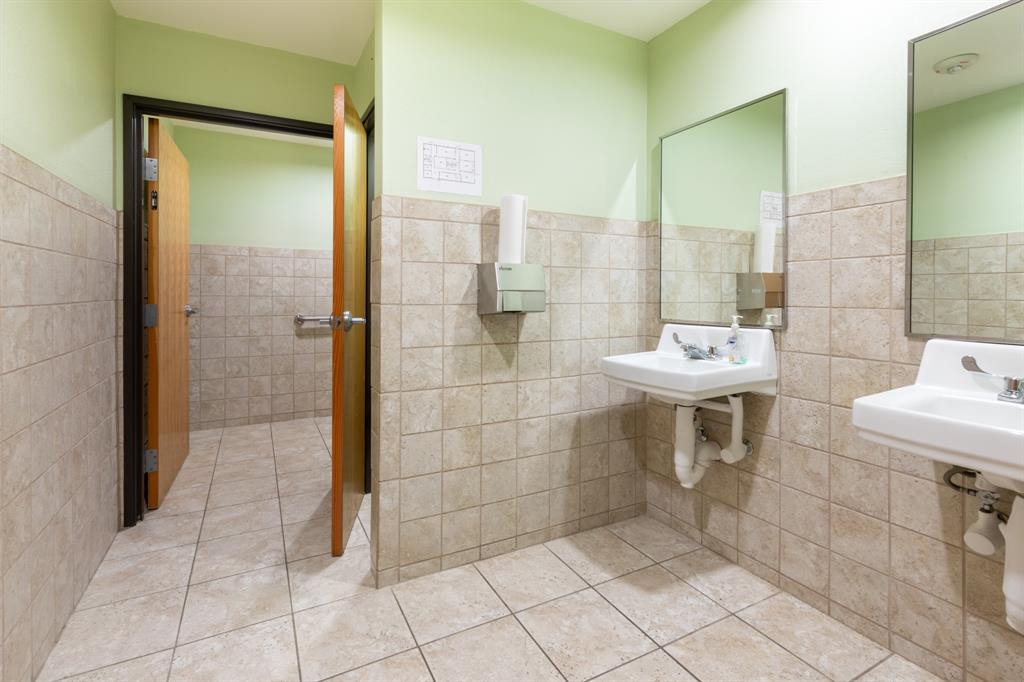 6409 W Poly Webb Road Property Photo 27