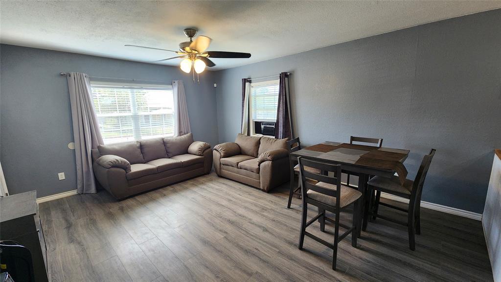 809 Bowie Street Property Photo 6