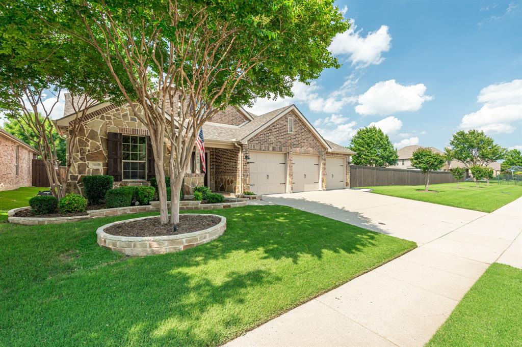 10600 Sedalia Drive Property Photo 2