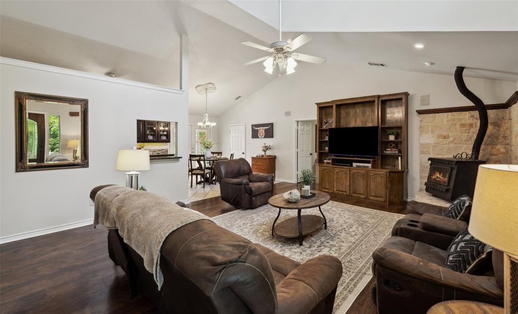 1000 Ballard Road Property Photo 13