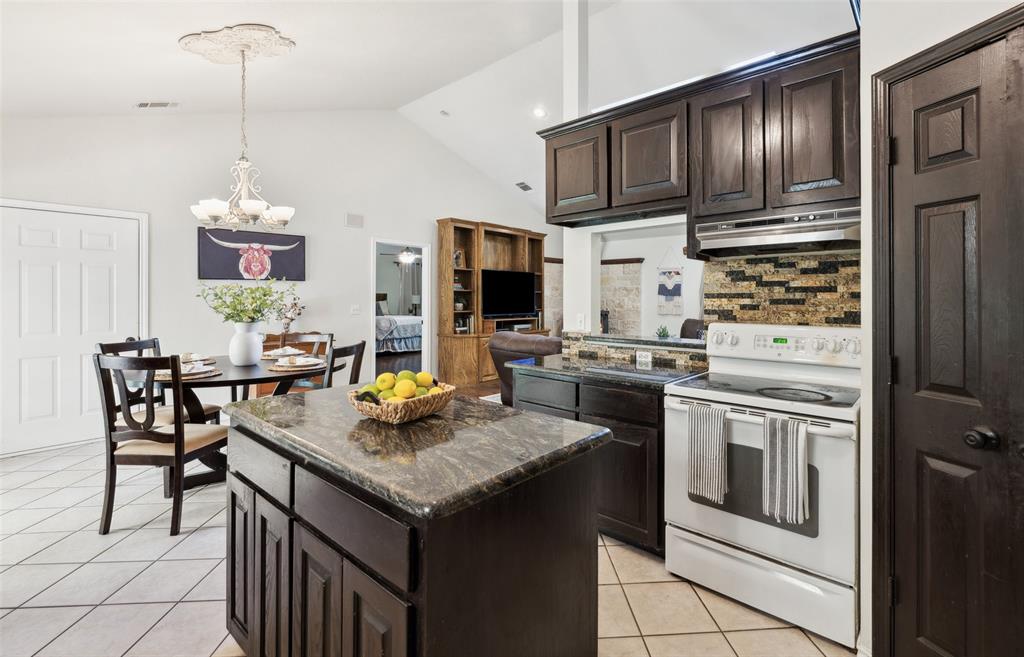 1000 Ballard Road Property Photo 22
